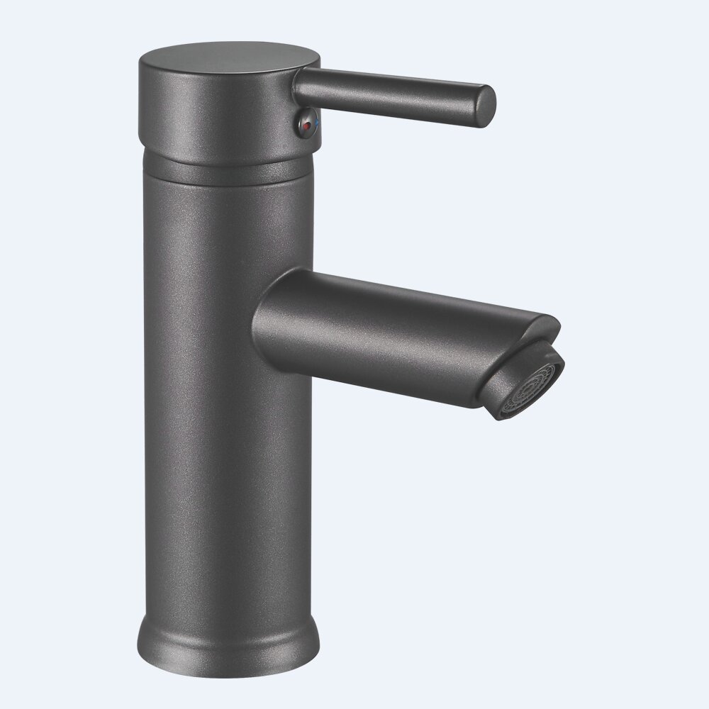 黒い浴室の蛇口